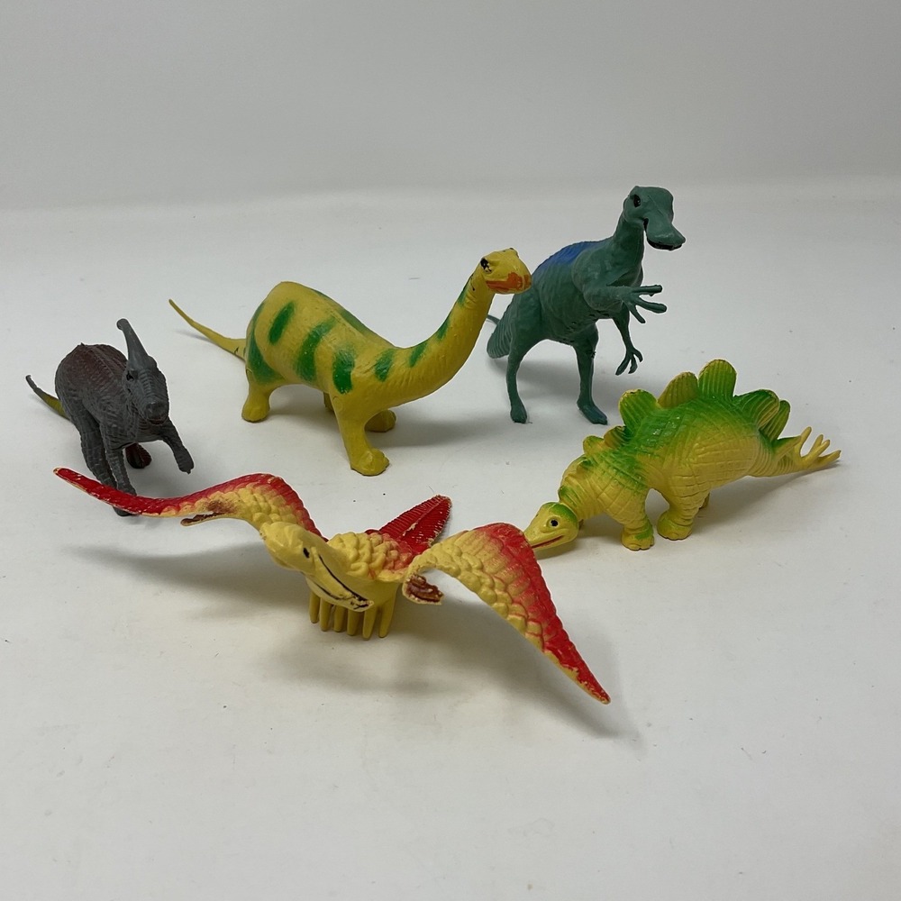 Vintage Style Plastic Dinosaur Action Figure Lot of 5 Prehistoric Toy Animals